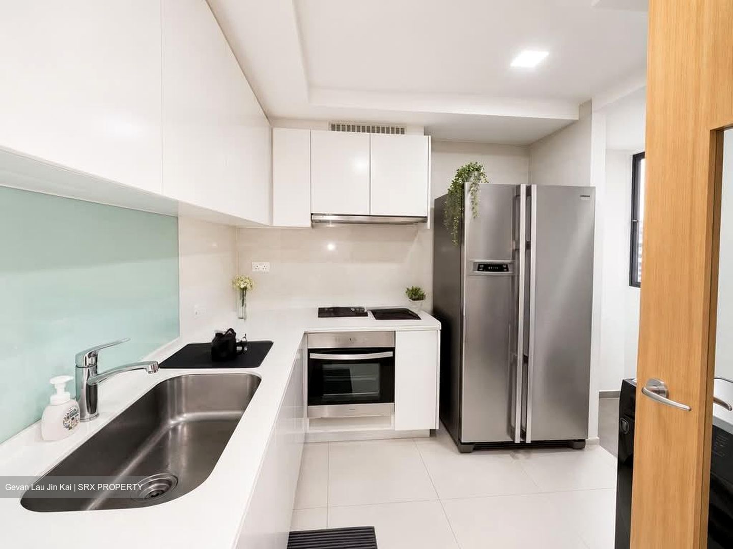 The Lakefront Residences (D22), Condominium #558933981
